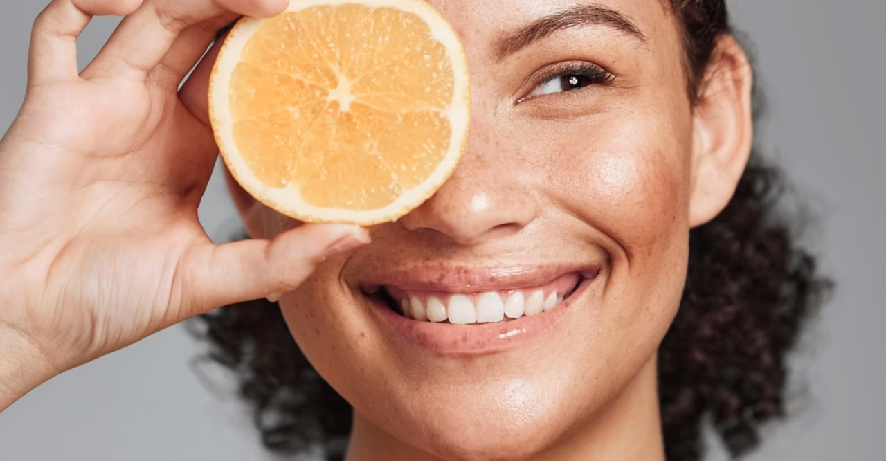 Sérum vitamine C visage : bienfaits et efficacité